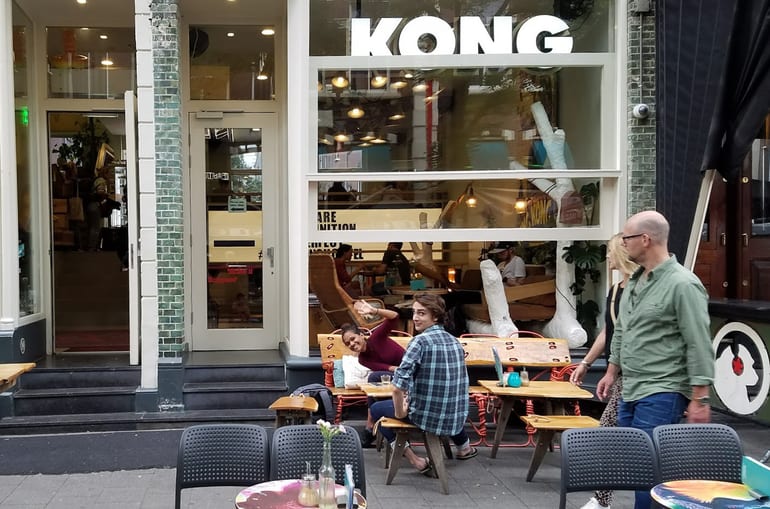 3 coffee shops in Amsterdam