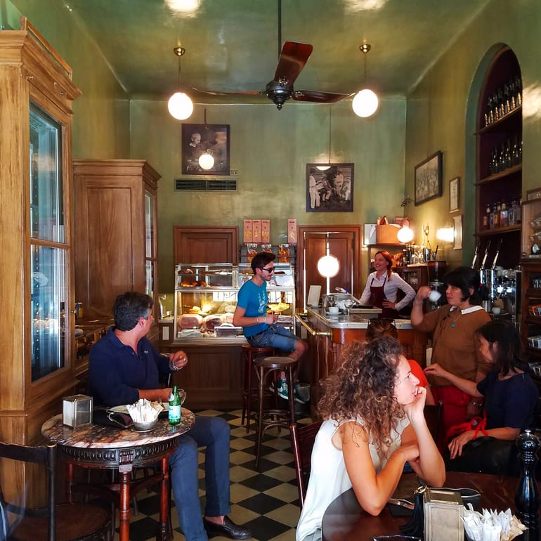 5 cafes in Milan
