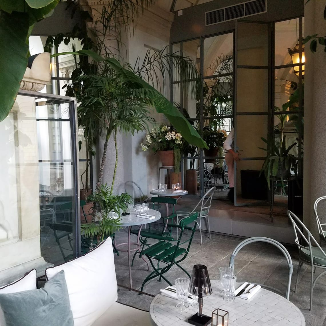 5 cafes in Milan